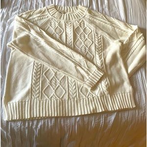 Woman’s: Cream Sweater Size: XL